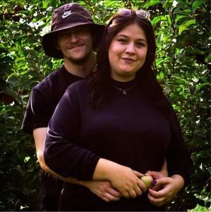 Meet your Posher, Lorie